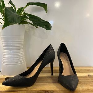 Jessica Simpson - Heels